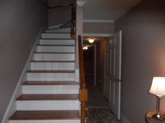 2nd image of 137 Jefferson Sq