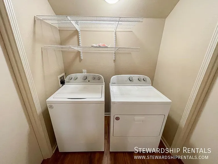 1472 E 19th Ave — Photo 25