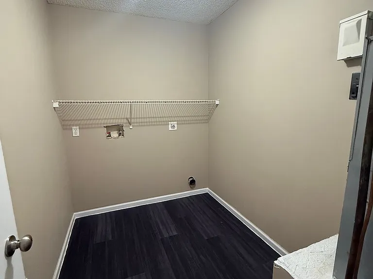 6 Talbot Ct — Photo 17