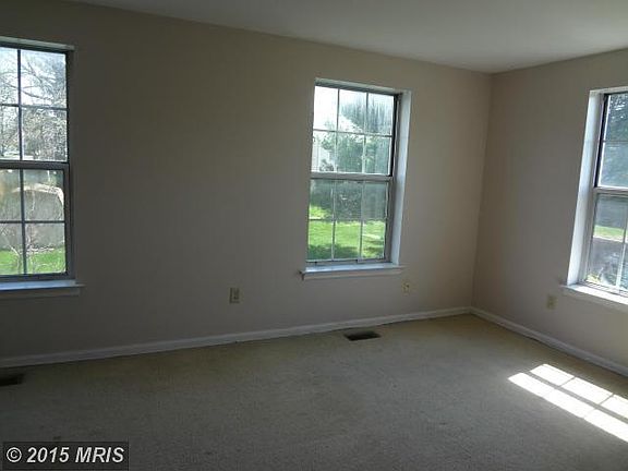 5th image of 1263 Musket Ct Unit 23