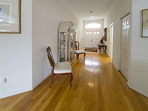 2nd image of 19 San Rafael Ct