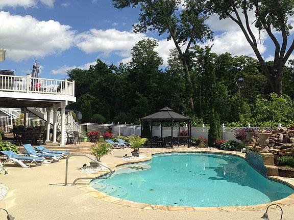 4th image of 369 Greycliff Bluff Dr