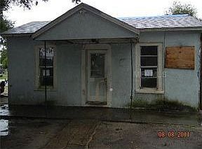 2nd image of 3302 Warren Sapp Dr