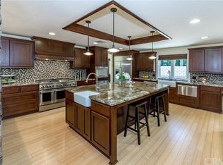 1601 Hollydale Dr, Fullerton, CA 92831