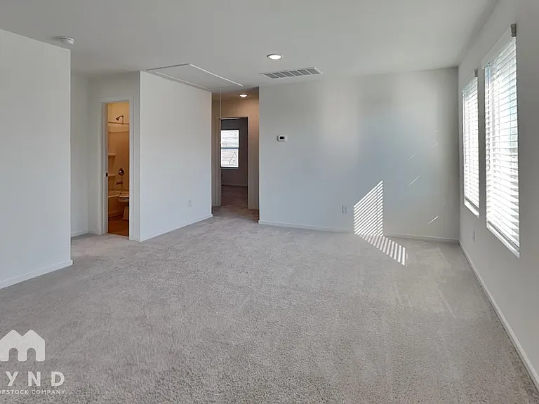 7354 Orange Sapphire — Photo 14