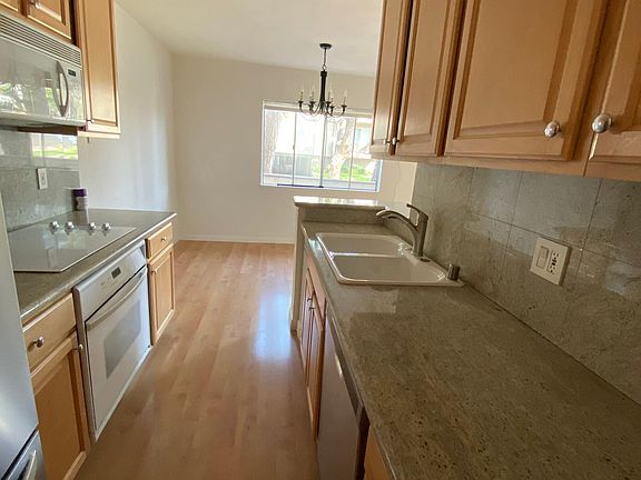 2nd image of 1831 Prosser Ave APT 107