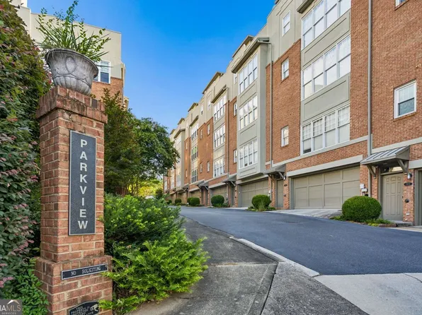 1380 Parkview Ln NE, Atlanta, GA 30324