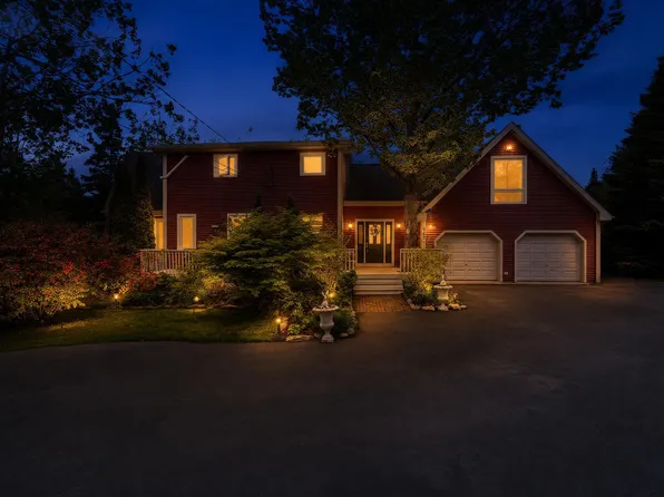943 W Porters, Lake Road, NS B3K 1K9