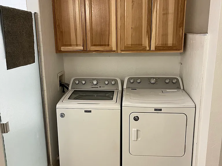 106 E Main St #112-1/2 — Photo 7