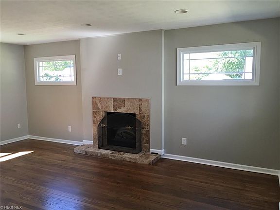 2nd image of 163 Belmar Blvd