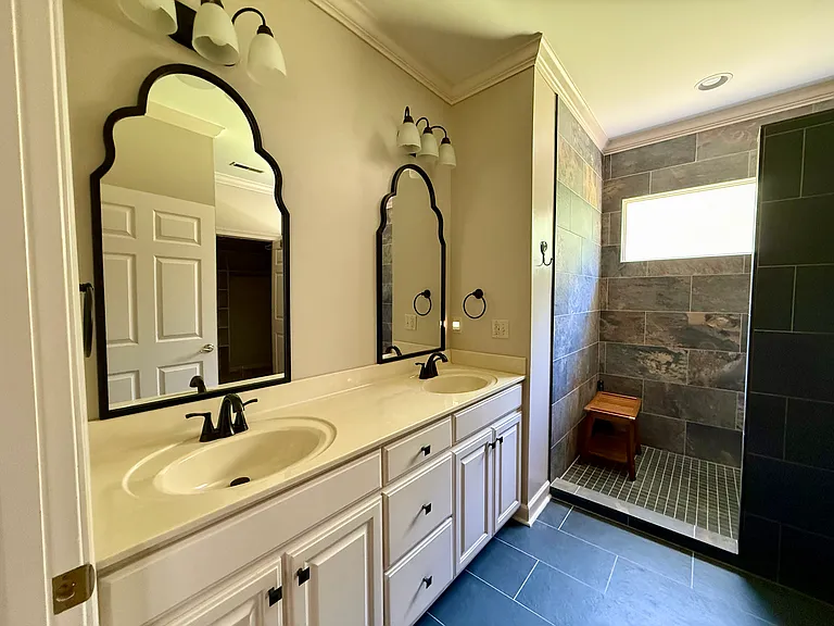 126 John Smith Rd — Photo 9