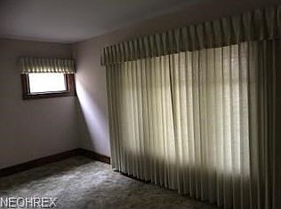 3rd image of 266 Cleveland Ct