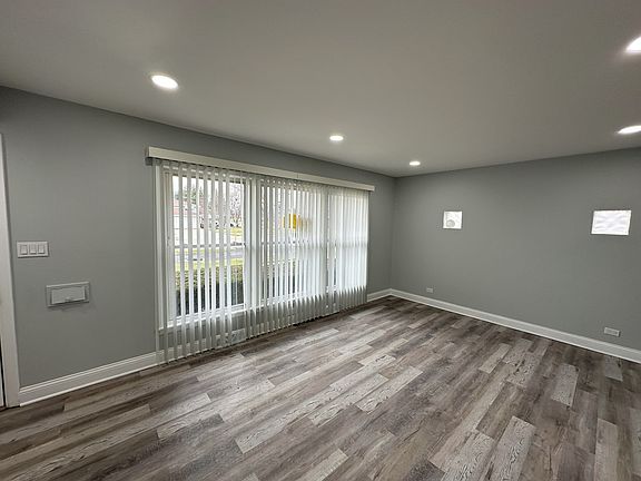 5th image of 16615 Cottage Grove Ave