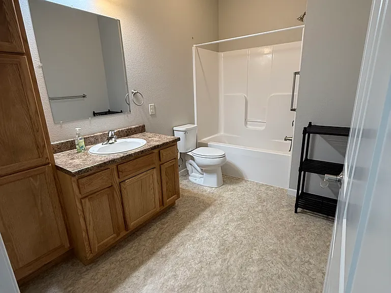328 Wolf Ave — Photo 11