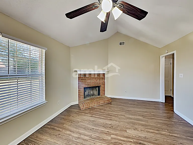 5534 Ross Rd — Photo 6