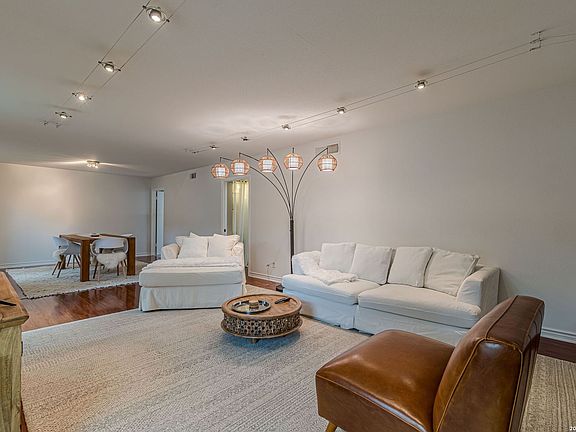 2nd image of 7500 Callaghan APT 262