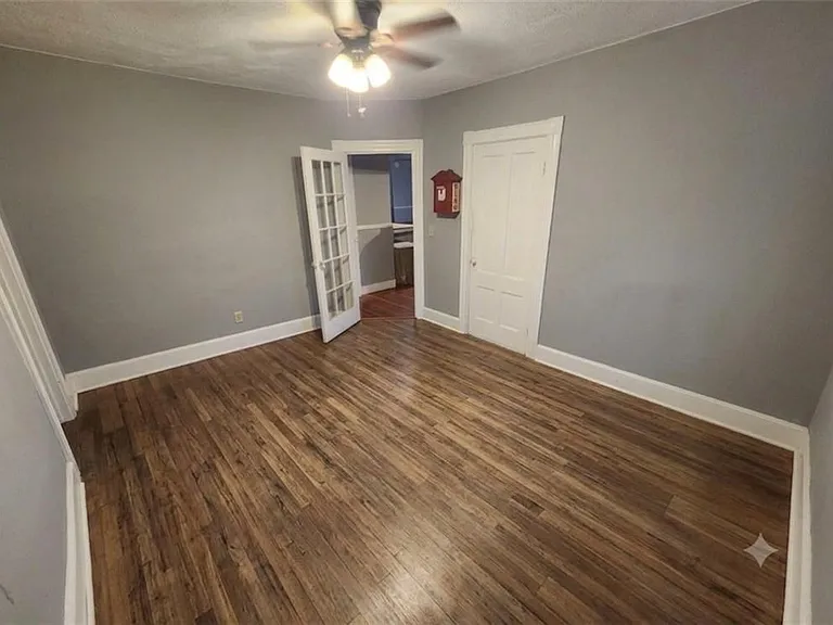 109 Cleveland St — Photo 6