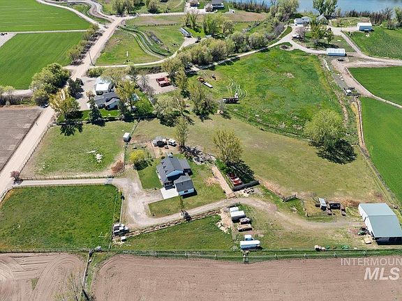 2nd image of 17895 Fargo Rd