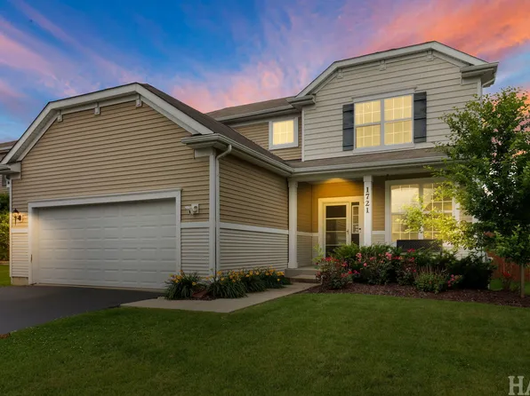 1721 Roger Rd, Woodstock, IL 60098