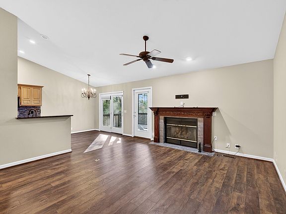 5th image of 20 Arista Ln