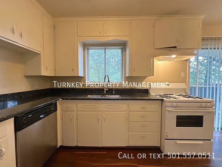 5218 Nelbrook Dr — Photo 2