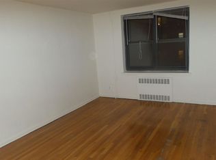 10923 71st Rd, Flushing, NY 11375