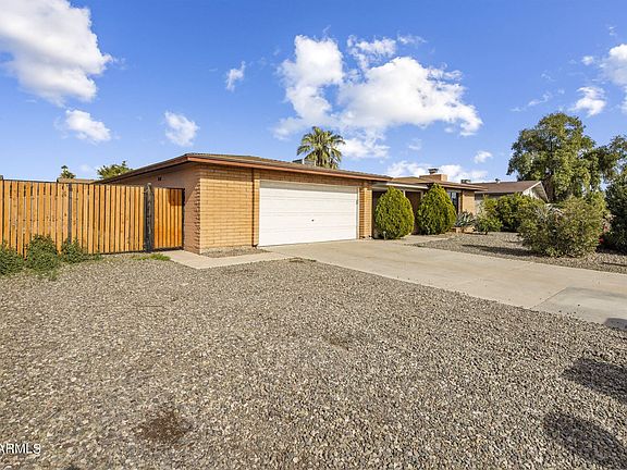 4th image of 4632 W Paradise Dr