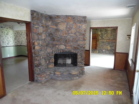 3rd image of 1628 S Kingston Dr