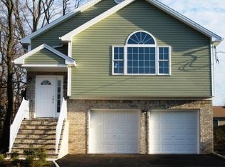 841 Ternay Ave, Scotch Plains, NJ 07076