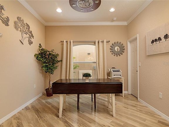 4th image of 4901 NE 123rd Ln