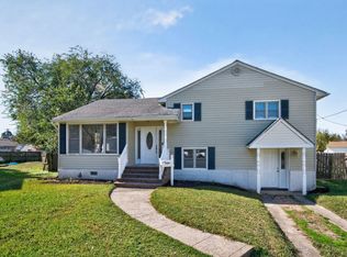 1901 La Rue Cir, Virginia Beach, VA 23455