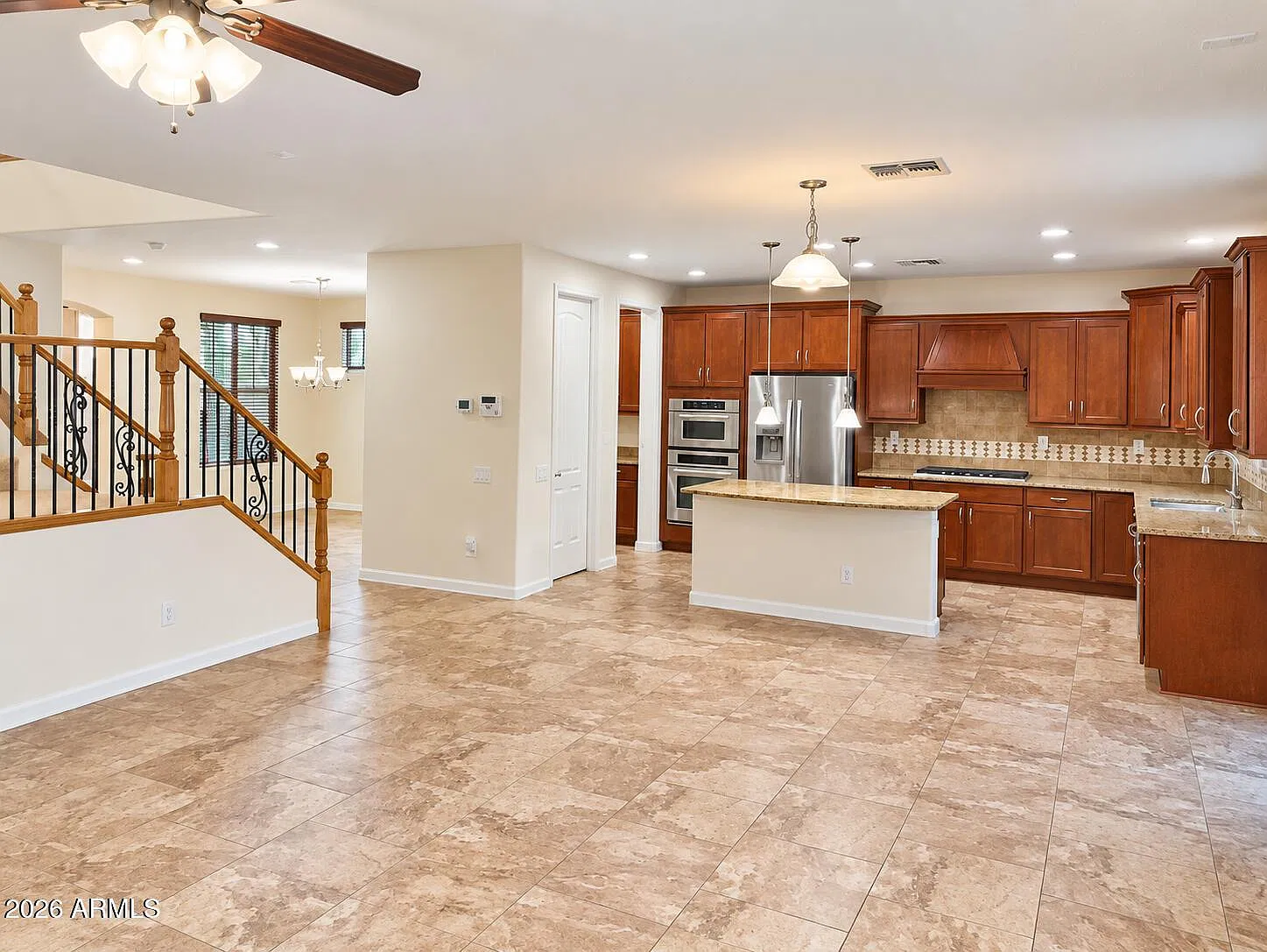 3 bed, 2.5 bath, 2782 sqft, $3,495 — Photo 4