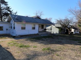 2511 N Albertha Ave, Springfield, MO 65803