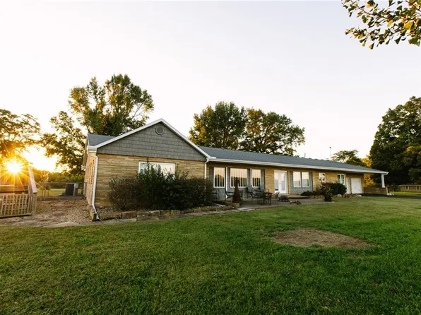13190 52nd Hwy, Appleton City, MO 64724