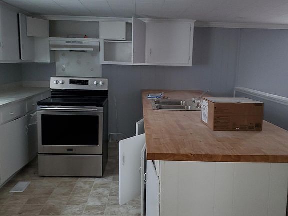 4th image of 4514 Sterling St