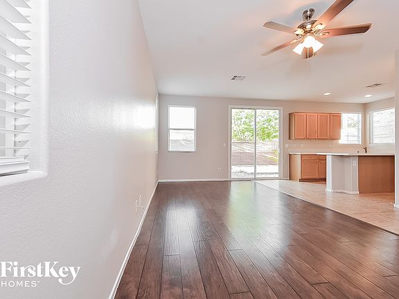 4th image of 10737 Noble Mesa Ave