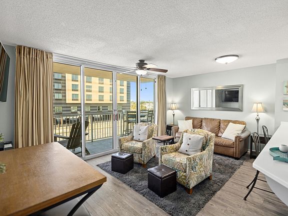 5th image of 520 Santa Rosa Blvd APT 319