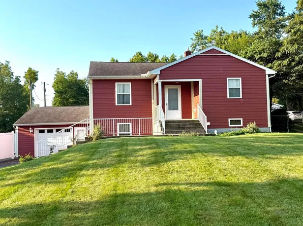 417 W Circle Ave, Washington Court House, OH 43160