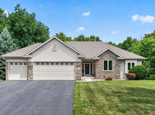 840 Bridle Creek Ln, Jordan, MN 55352