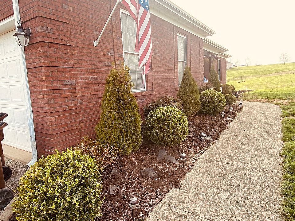 1st image of 22 Merrifield Dr