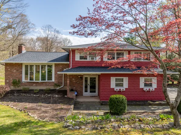 355 Fairwood Road, Bethany, CT 06524