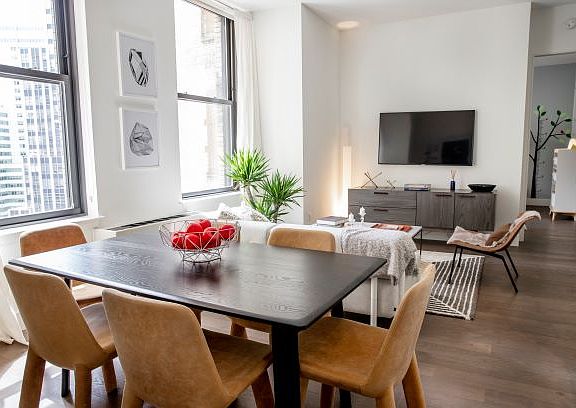 4th image of 25 Broad St #17T