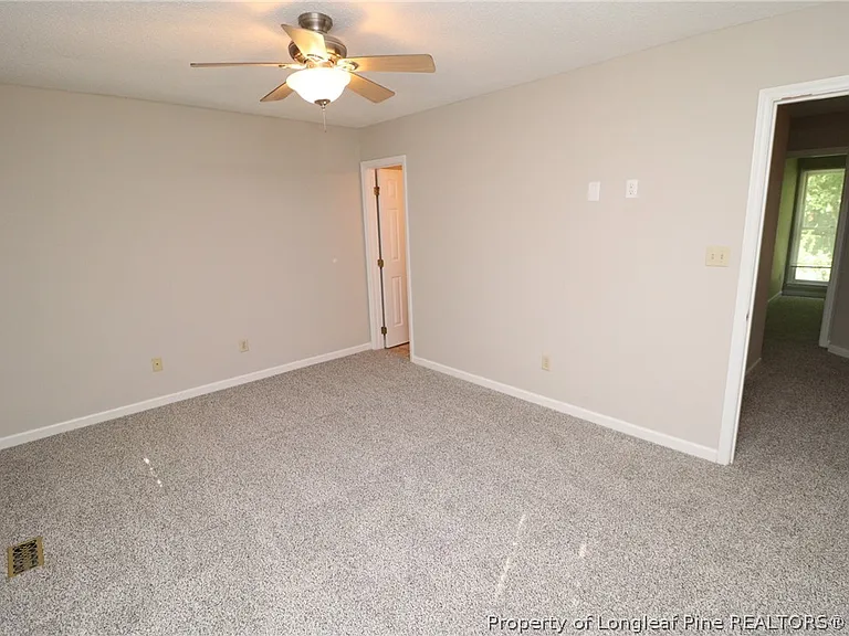 118 Planetree Ln — Photo 19