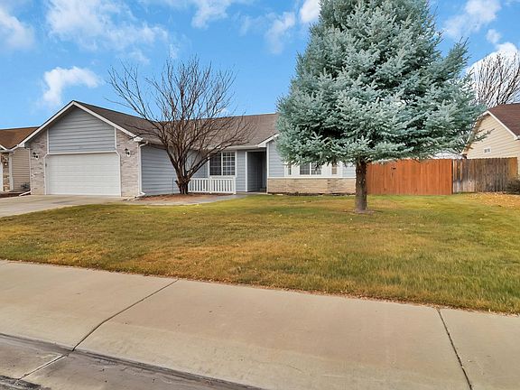 2nd image of 109 Sierra Dr