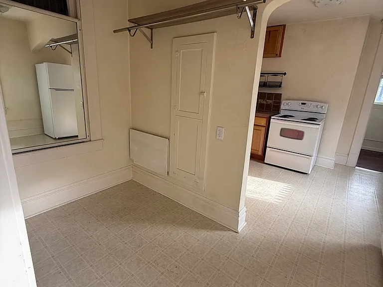 720 N 8th St #4 — Photo 6