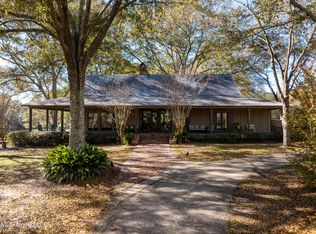5844 N Williamsburg Rd, Bassfield, MS 39421
