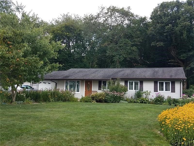 1st image of 328 Byron Cir