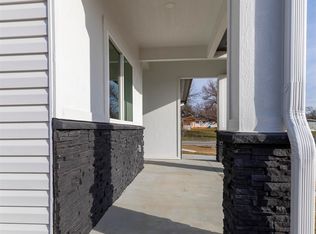 7606 S 34th St, Bellevue, NE 68147