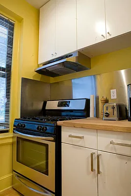 Sold by Stein-Perry | media 5