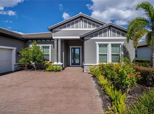 6137 Lungo Lago Dr, Sarasota, FL 34241